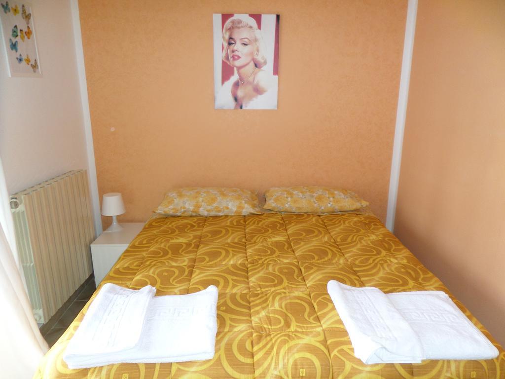 B&B Villino Lory Marino Pokoj fotografie
